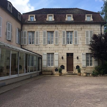 Hotel Des Cymaises Semur-en-Auxois Bagian luar foto