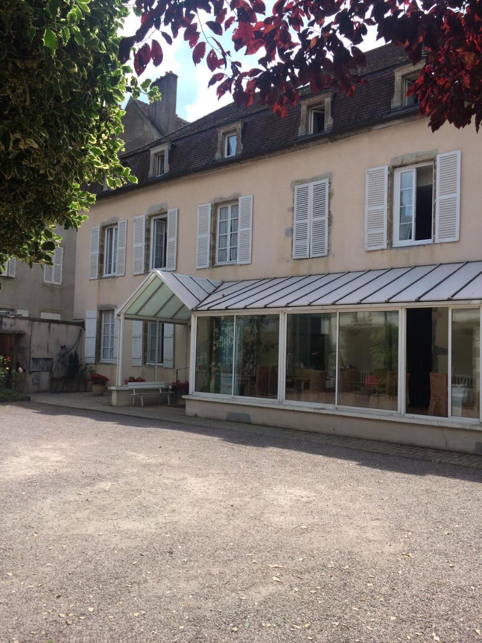 Hotel Des Cymaises Semur-en-Auxois Bagian luar foto